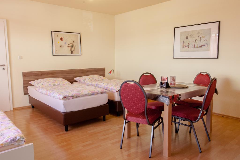 Pension Klingenstr. 23 Hotell Leipzig Rom bilde