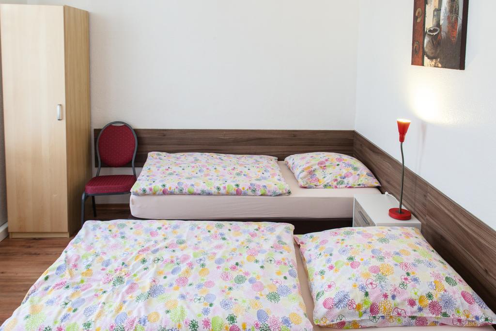 Pension Klingenstr. 23 Hotell Leipzig Rom bilde