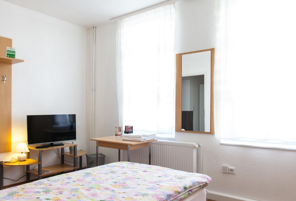 Pension Klingenstr. 23 Hotell Leipzig Rom bilde