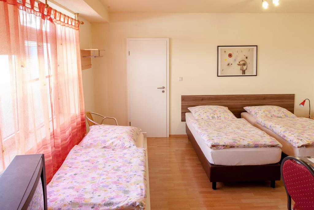 Pension Klingenstr. 23 Hotell Leipzig Rom bilde